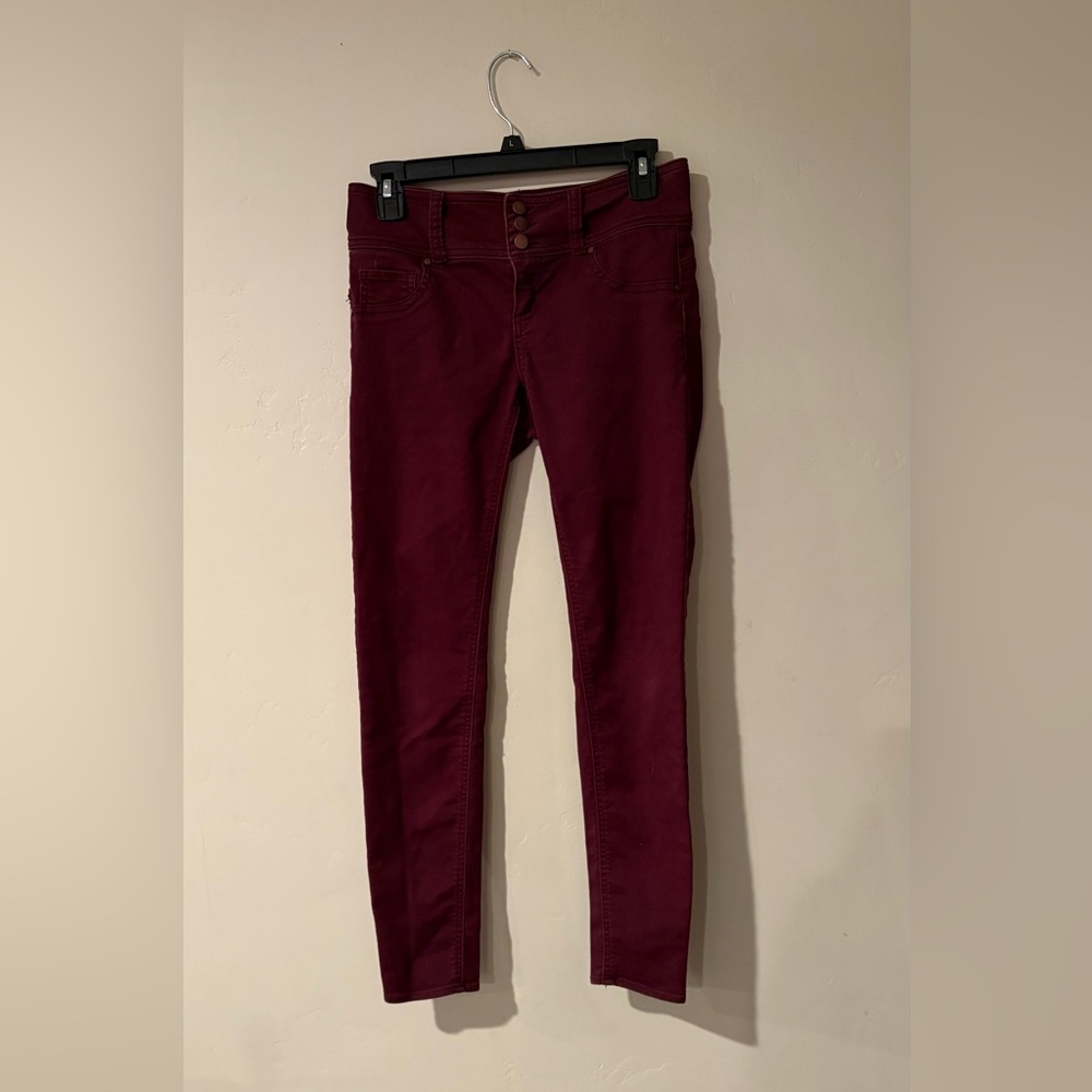 Tinseltown Skinny Jeans | Size: 3
